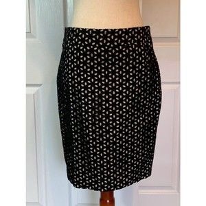 Ann Taylor Loft Black Size 4 Lined Pencil Skirt Floral Cream Cutouts